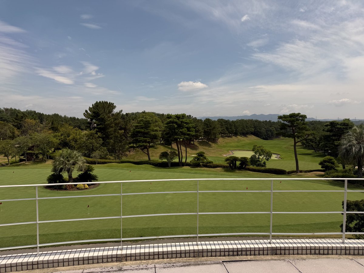 としだし tweet media