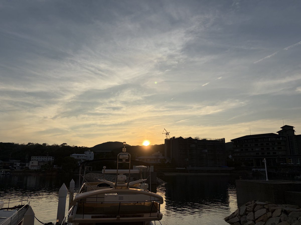 haruponsama's tweet photo. summer https://t.co/HOEK1uwoar