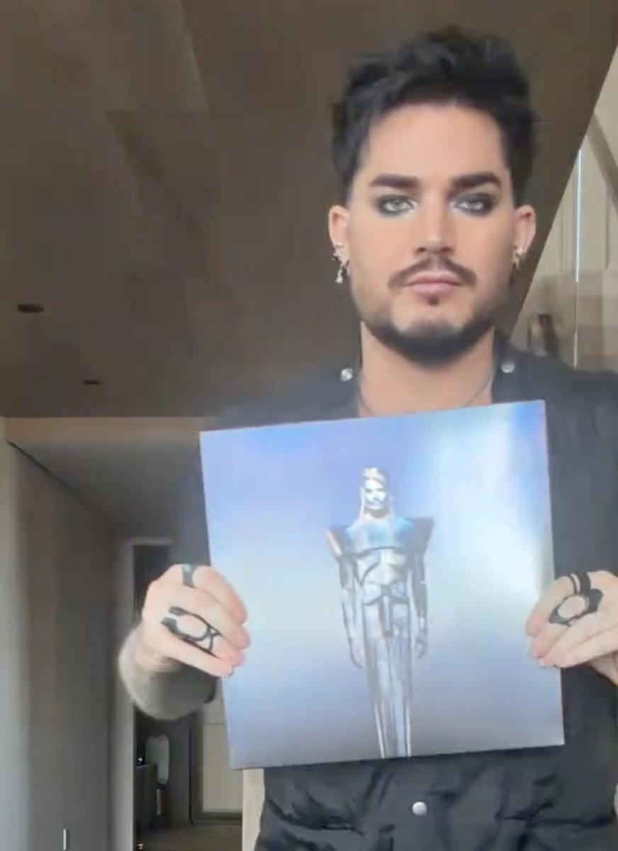dolusglitz's tweet photo. ADAM @adamlambert https://t.co/HFtVIumHxF