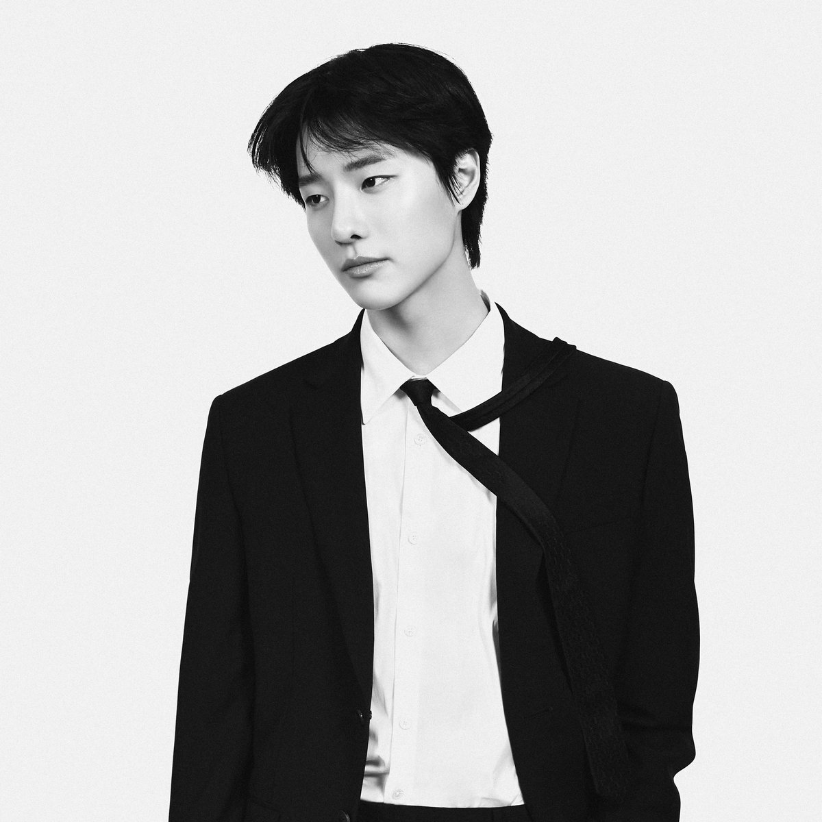 koreansales_twt's tweet photo. "Drowning" by #WOODZ was the most popular male soloist song on MelOn in July 2026. https://t.co/TfGW6ANkbp
