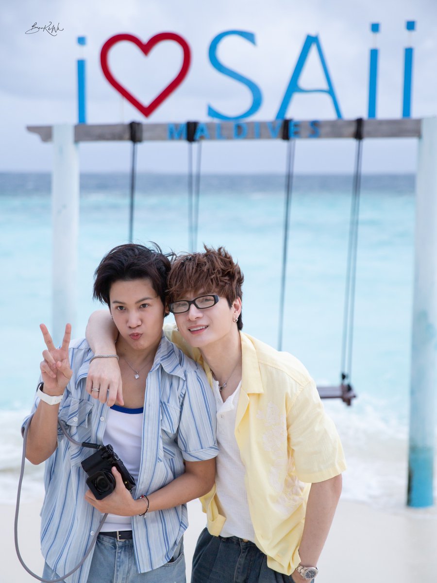 Bxxk__twt's tweet photo. พวกเทอออ …ทริปนี้ผมแทบจะไม่มีรูปเดี่ยวเลยยยยค่าาา

มัลดีฟทำอะไร
@stjinx_maya
#SingtoPrachaya
@kristtps 
#KristPerawat
#GarnierMochiMaldivesxKristSingToD2
#คริสสิงโต https://t.co/5XcbhvtAr5