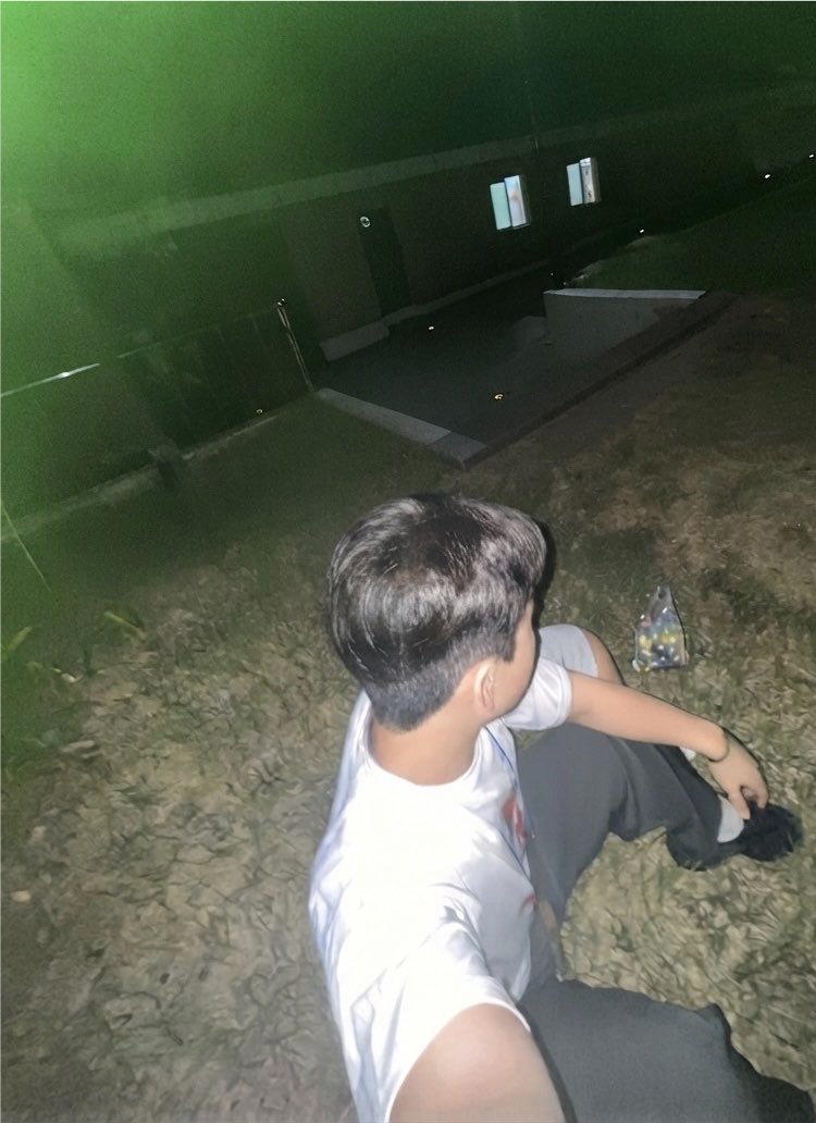 Fuzg20ap's tweet photo. #일상계_𝕏친소 #07년생 https://t.co/qgbkWCmPGM