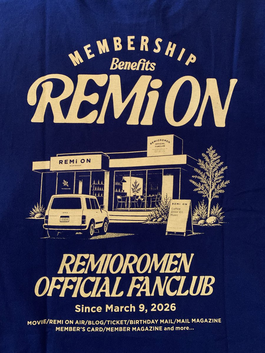 fb_remio's tweet photo. 私の元にも届きましたレミオンT！こんな時なので届くの遅くても全然よかったんですけど、やっぱりグッズが届くと嬉しいですね…テンション上がる！🤩
Lサイズでしたがめちゃめちゃゆったりした着心地でとても着やすいですね✨️
 #レミオロメン_REMION https://t.co/z61BjklXAs