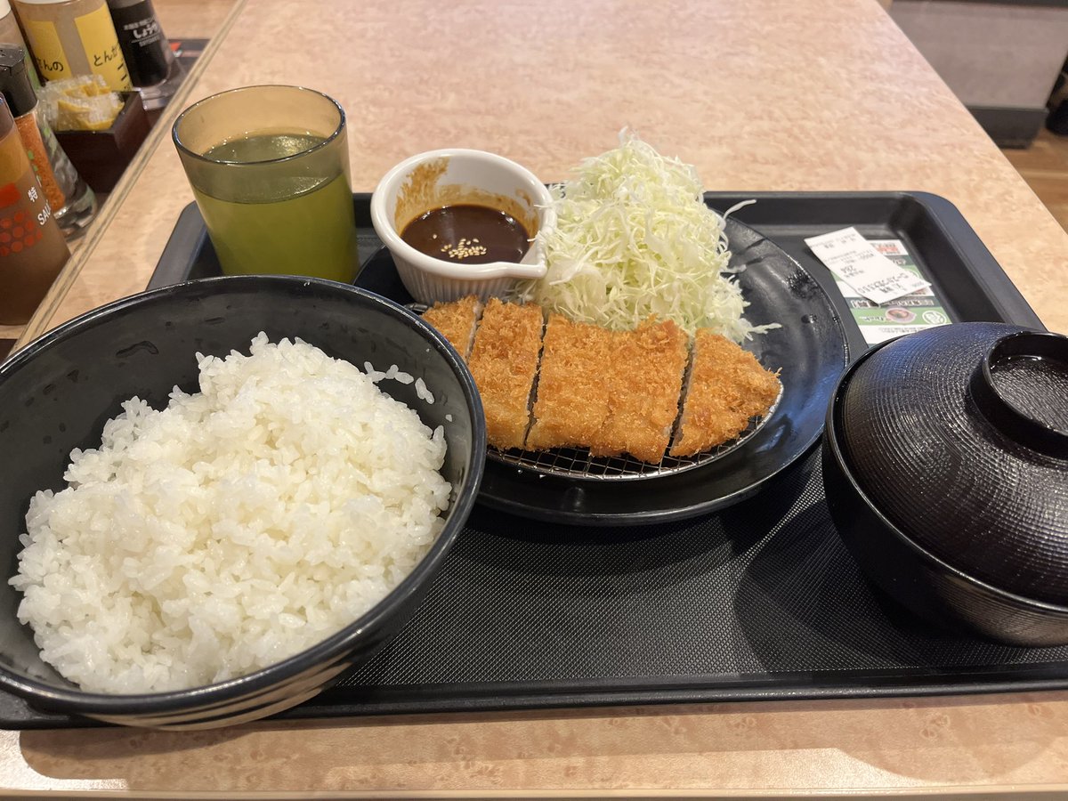 MechoriM's tweet photo. たいへんおいしくすすれました
ごっそれい！ https://t.co/MZ1TN9IGEo