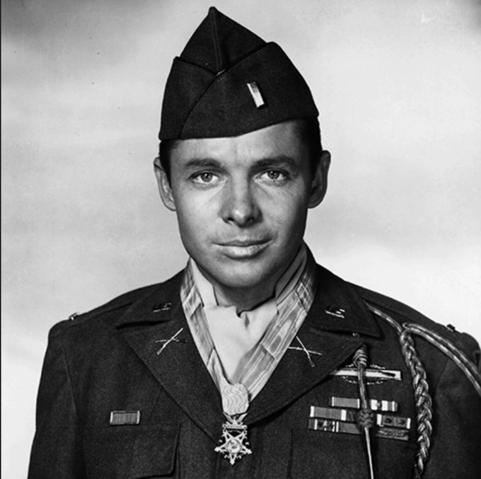 ustonymc's tweet photo. On 1-27-45 Audie Murphy single handedly held off 145 German soldiers for an hour at the Colmar Pocket in France then led a counterattack while wounded &amp; out of ammo earning him the Medal of Honor. He was the most decorated soldier of WWII.

American legend! https://t.co/Lkgn8CuDiB