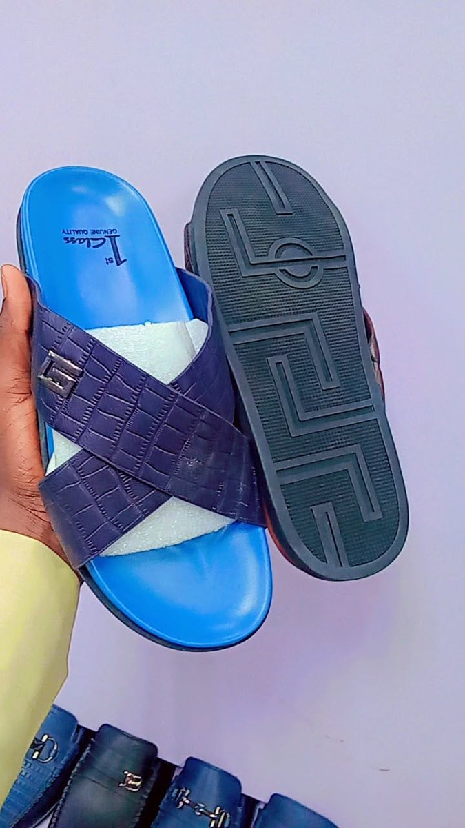 Khaleephyakasai's tweet photo. I have these beautiful Shoes at an affordable Prices of 20k.
Location Kano 
Delivery Nationwide
Contact 08031126110 https://t.co/YoQKpn6dLs