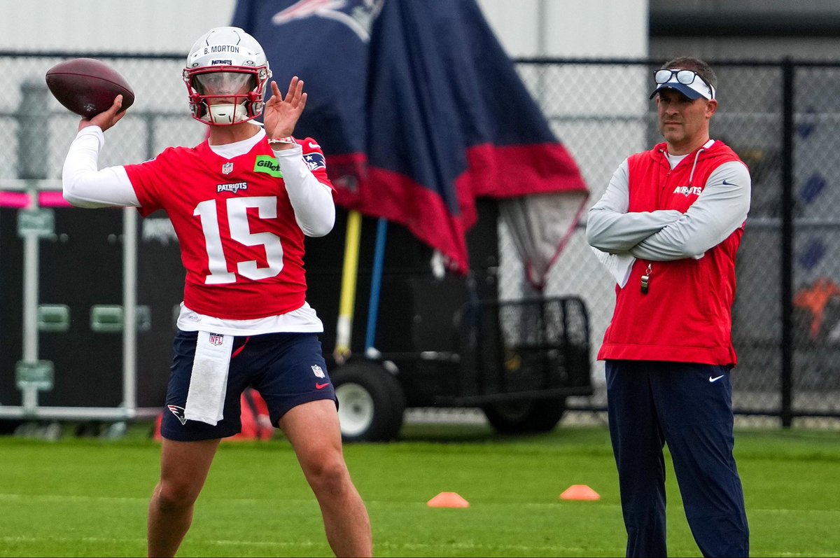 PatsReports's tweet photo. Fun Fact: #Patriots rookie QB Behren Morton (24) is older than 3rd year veteran QB Drake Maye (23) https://t.co/djkOYODfaM