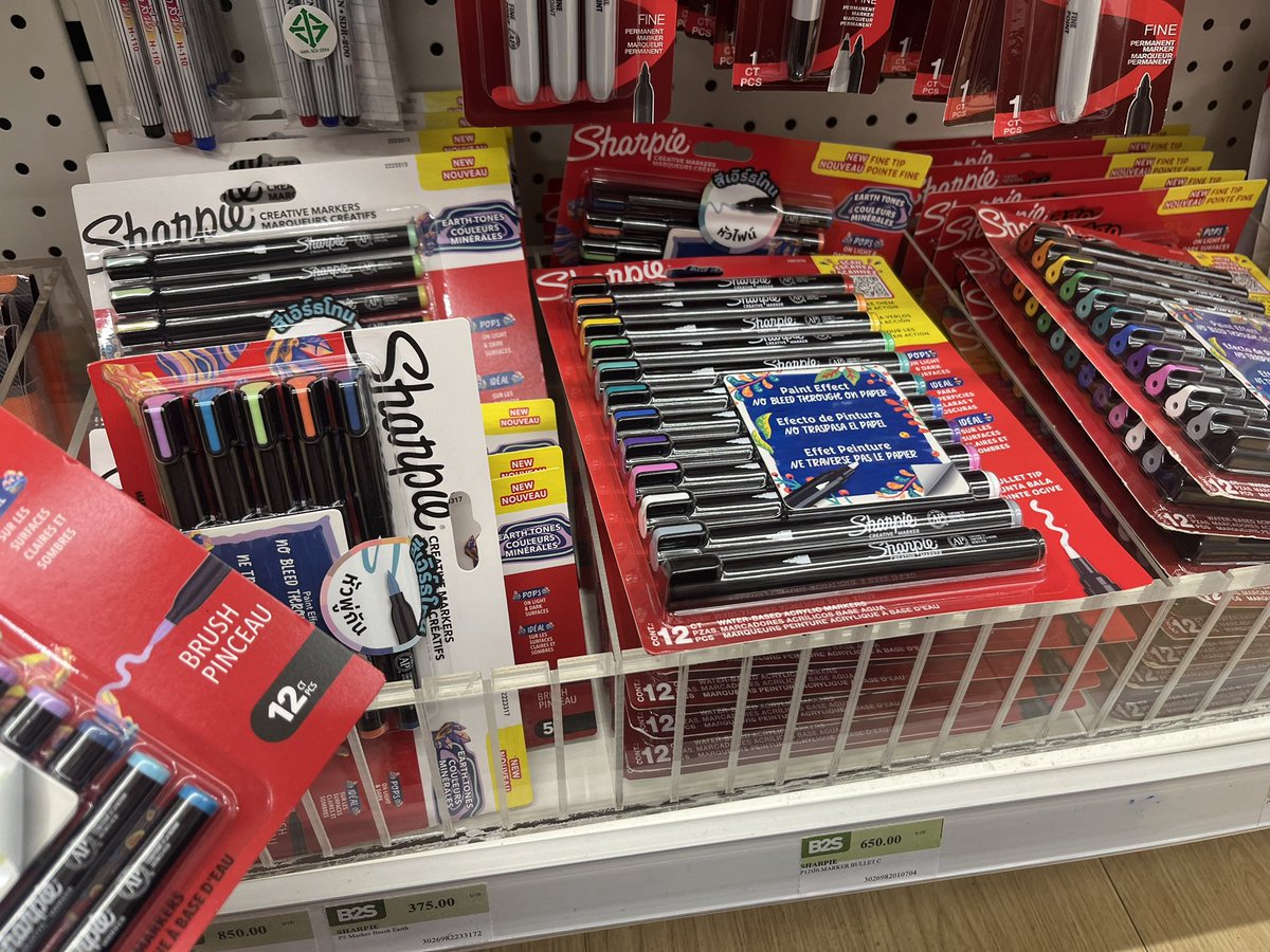 Skt_sea's tweet photo. ขอซื้อไปเล่นที่คอนน้องเจมหน่อยน๊าาา ลองมาละเขียนดีมากกกก🥰
#พกปากกาชาร์ปี้เพราะทุกที่คือพื้นที่สร้างสรรค์
#SharpieThailand #SharpieTheWorldIsYourCanvas
#SharpieCreativeChallenge
#Gemini_NT #เจมีไนน์ https://t.co/RYEGvJUPA9