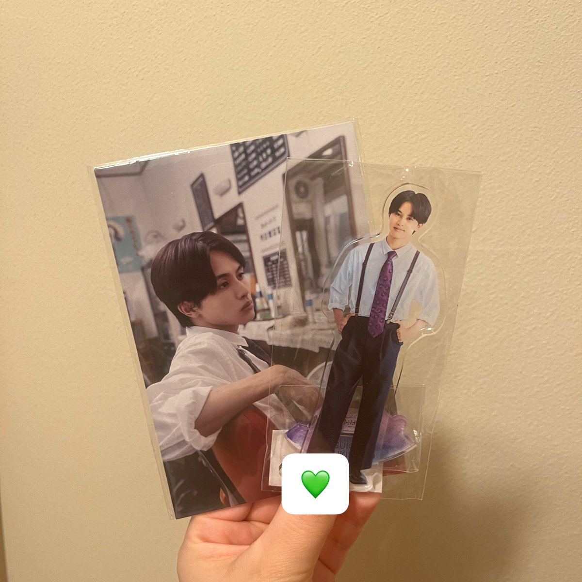 minap4_'s tweet photo. サスペンダー月白さん好きすぎて🫠
都内に行く旦那にお願いして買ってきてもらった✌️✨

#草川拓弥　#オレババ https://t.co/4k5I4zwmOf