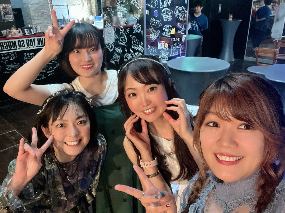 tommy_karen's tweet photo. 静岡UHU、取り急ぎありがとうございました!!!!!
OrangeLeafちゃんは次があるので撮れなかった💦お疲れ様でした🙌✨
楽しんでもらえてたら嬉しいな‼️
見たよーって方フォロバしますので、ぜひ教えてね☺️
暑いけど気をつけて帰ってねー!
#静岡
#UHU https://t.co/Cnxxkullk7
