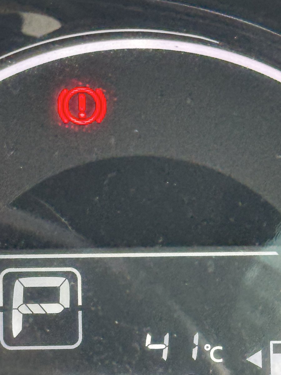 tokochan001's tweet photo. 車の外気温41度や(>_<)
あちぃ〜な( ´Д`)y━･~~

#暑い
#夏 https://t.co/11vQjzF6hQ