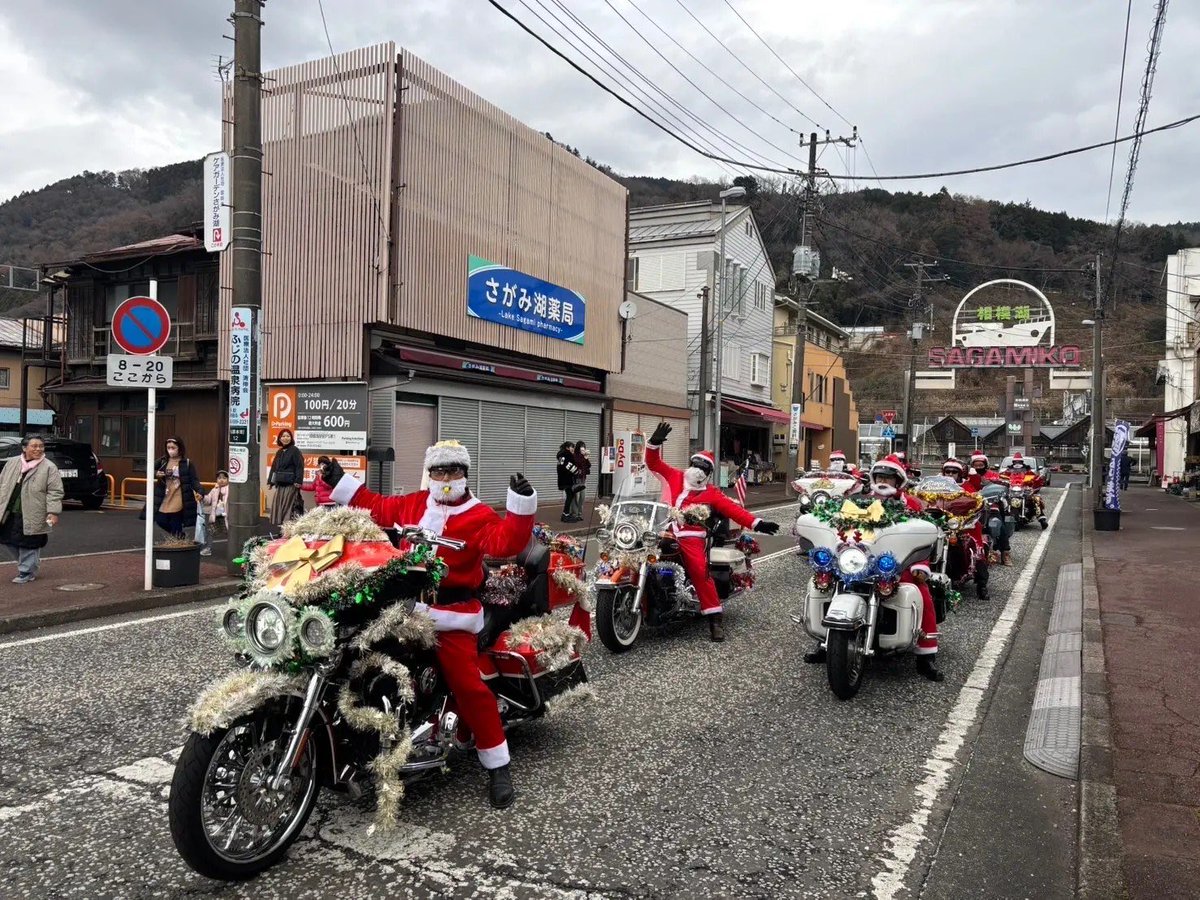 MotoCar19's tweet photo. 本日20時から放送
 #くらさんの今日もツーリング日和 #バイクの輪 ゲストは #田中秀憲 さん
若い頃からバイク乗りではなかった。
48歳の時居酒屋での仕事仲間の何気ない一言、バイクの免許を取って北海道へ行ってみない？をきっかけに翌日に教習所へ限定解除を経て念願の北海道ツーリングをシャドウで実現された。その後はバルカン、ハーレーロードキングに一目惚れし、2台目ロードキングは10年間で14万キロ走破した。
バイクは、走る楽しみ、元気の源、そして仲間との語らい。田中さんの、大人になってから広がった仲間との輪や北海道の魅力をぜひ放送でお聴きください。

放送は全国からスマホ、PCで聞けます。

 https://t.co/m4l2SWJmu8

https://t.co/MkRJinIpQv 
アプリ『レディモ』に対応！ スマートスピーカーにも対応！

https://t.co/dpFilSFKCN

https://t.co/yJFjTSnoit