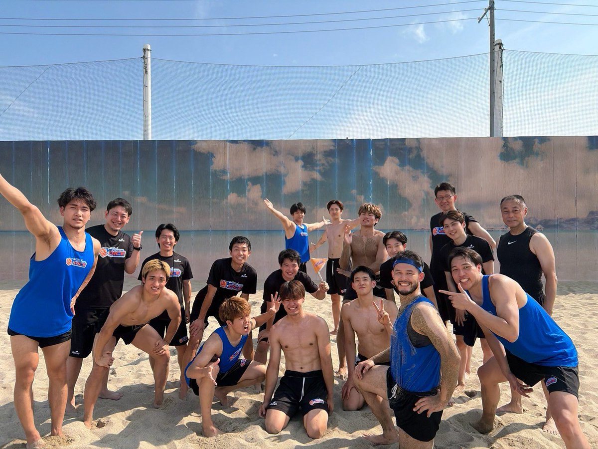 TachikawaDice's tweet photo. ☀️Beach Workout

#立川ダイス https://t.co/OvyifFxwnz