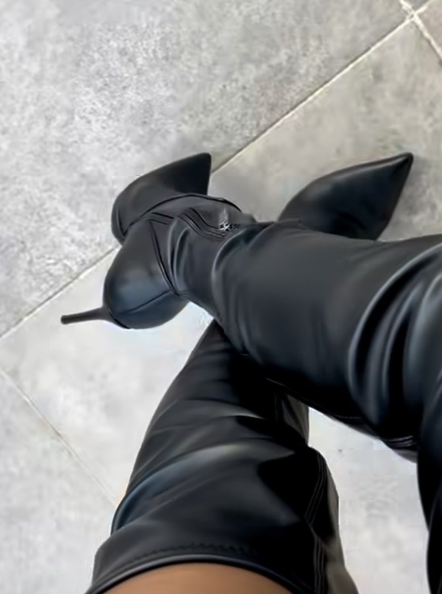 danishgodessfie's tweet photo. Breaking you mentally and financially while keeping you locked and desperate.
Look at you already hard, how pathetic ⋆˚꩜｡

#blackmail #findom #cashslave #humanatm #blackmailcontract #FinDominatrix #findomslaves #finsub #cashslaves #debtcontract #goddess https://t.co/aG4ufrddg6