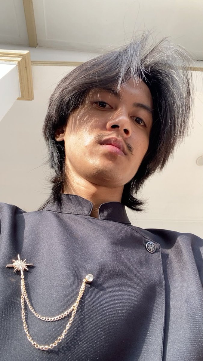 rfkhmdf's tweet photo. mayan sedih rambut lagi bagus2nya tapi harus di cukur wkwk yaudah lah ya https://t.co/J42fUnbbgd