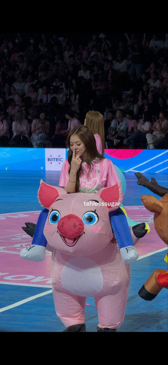 tehlesssugarr's tweet photo. 🐷🐷🐷

LENAMIU GIRLS CUP CH3
#CH3GirlsCup2026
#MiuNatsha #หมิวณัชชา
#GirlsCupPresentedbyMAMA https://t.co/cmuN9Nus9a