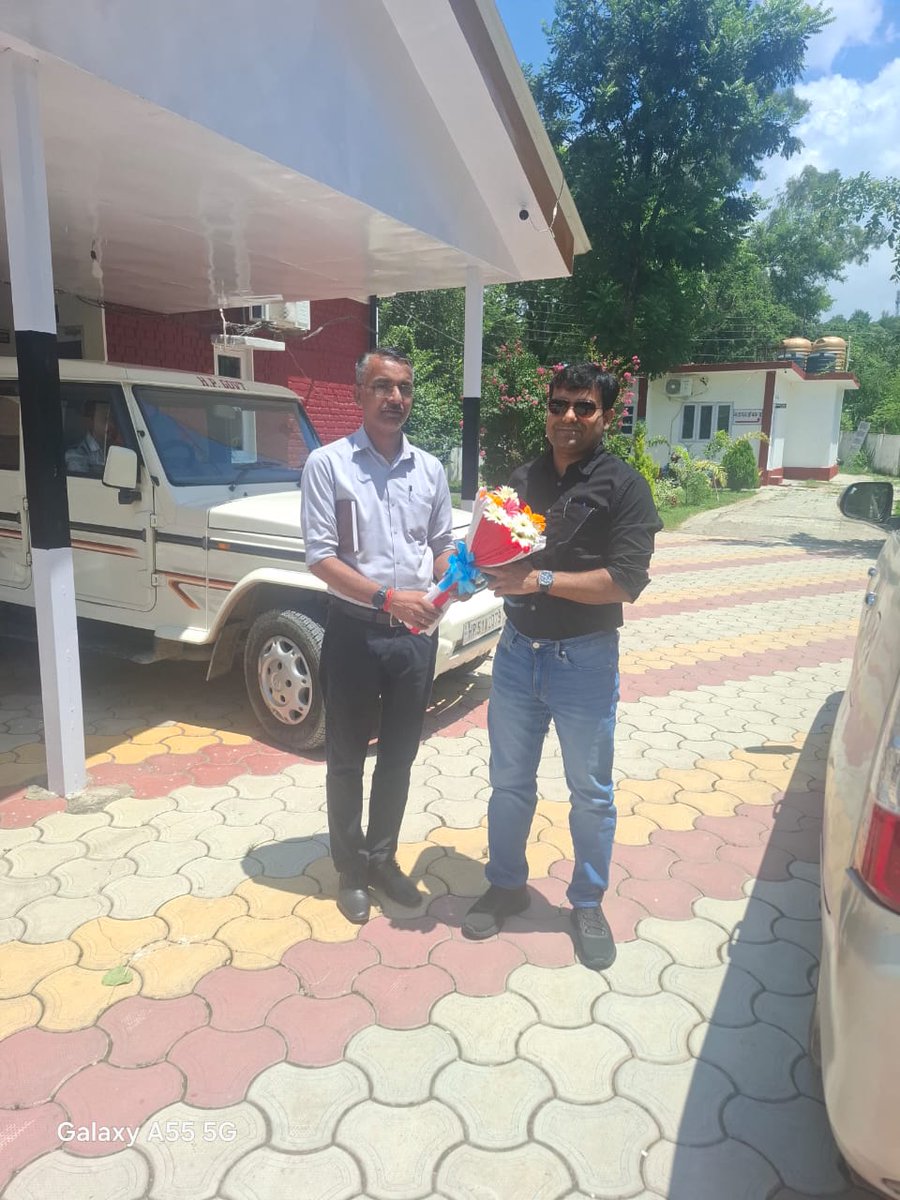 DoFishHP's tweet photo. Visit of worthy Director-cum-Warden of Fisheries, Himachal Pradesh to project site of IAP Nadaun, with departmental and HPPWD officers.
.
.
.
#himachalpradesh #fisheriesgoi #govtofhp https://t.co/vHw17cddUr