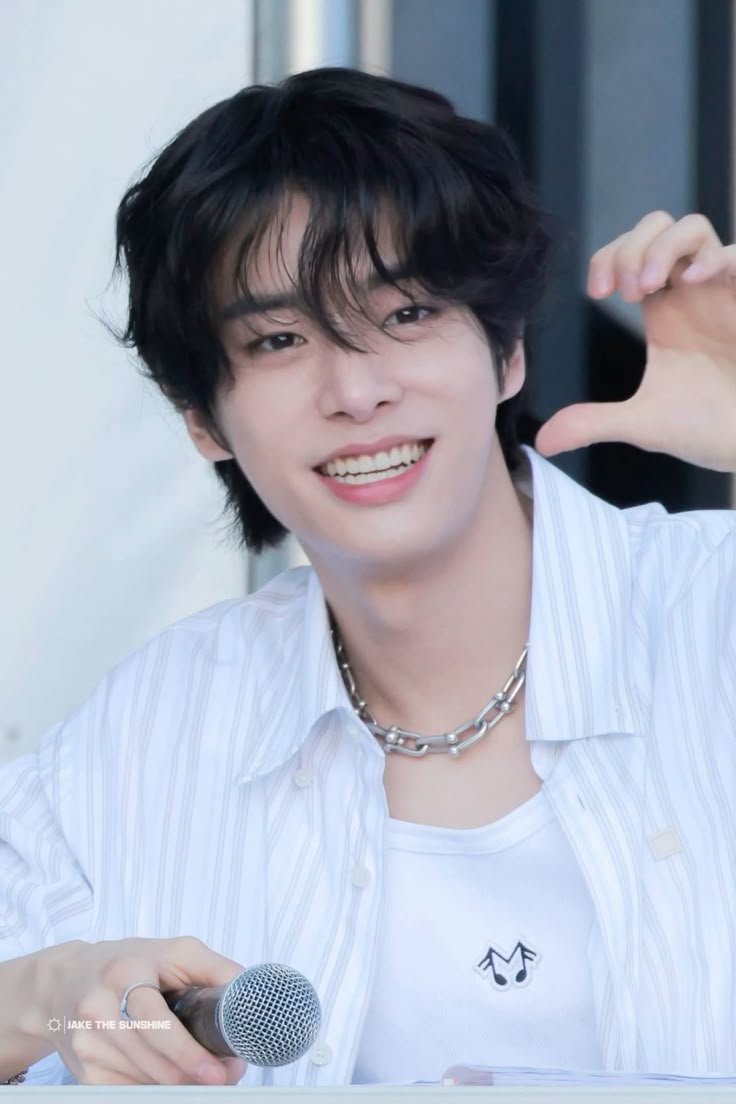 engenesoul7's tweet photo. ENGENEs, let's join this trend 💗

• My Enhypen member 
• My Enhypen friend 
• My Enhypen boyfriend 
• My Enhypen crush 

(Anyone who sees this post can join)💕

​BELIFT STOP THE NEGLECT
#ENtwined_As_Seven
#Boycott_HYBE_For_Misconduct https://t.co/LbhRnHo4BA