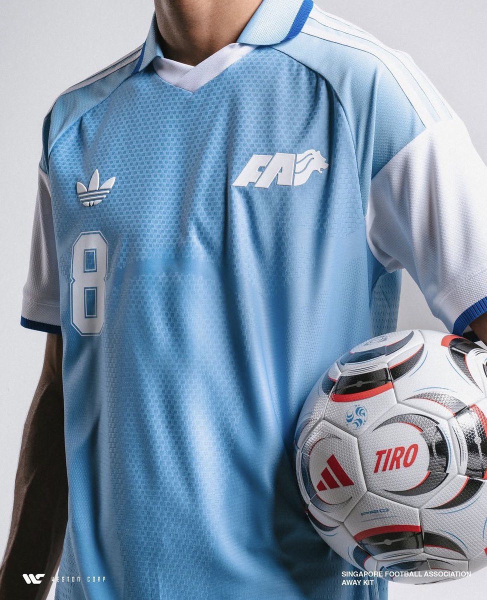 frdftw's tweet photo. Singapore x ADIDAS bagus benerrr!

home/away-nya sama2 cakep ini. 

udah template terbaru + dapet climacool+ juga.

asik gw akuin! #jersibagus 🇸🇬👌

@fajarrusalem @bayuajianto @KukuhMujiono @Paulodibola https://t.co/IQoejVe4PS