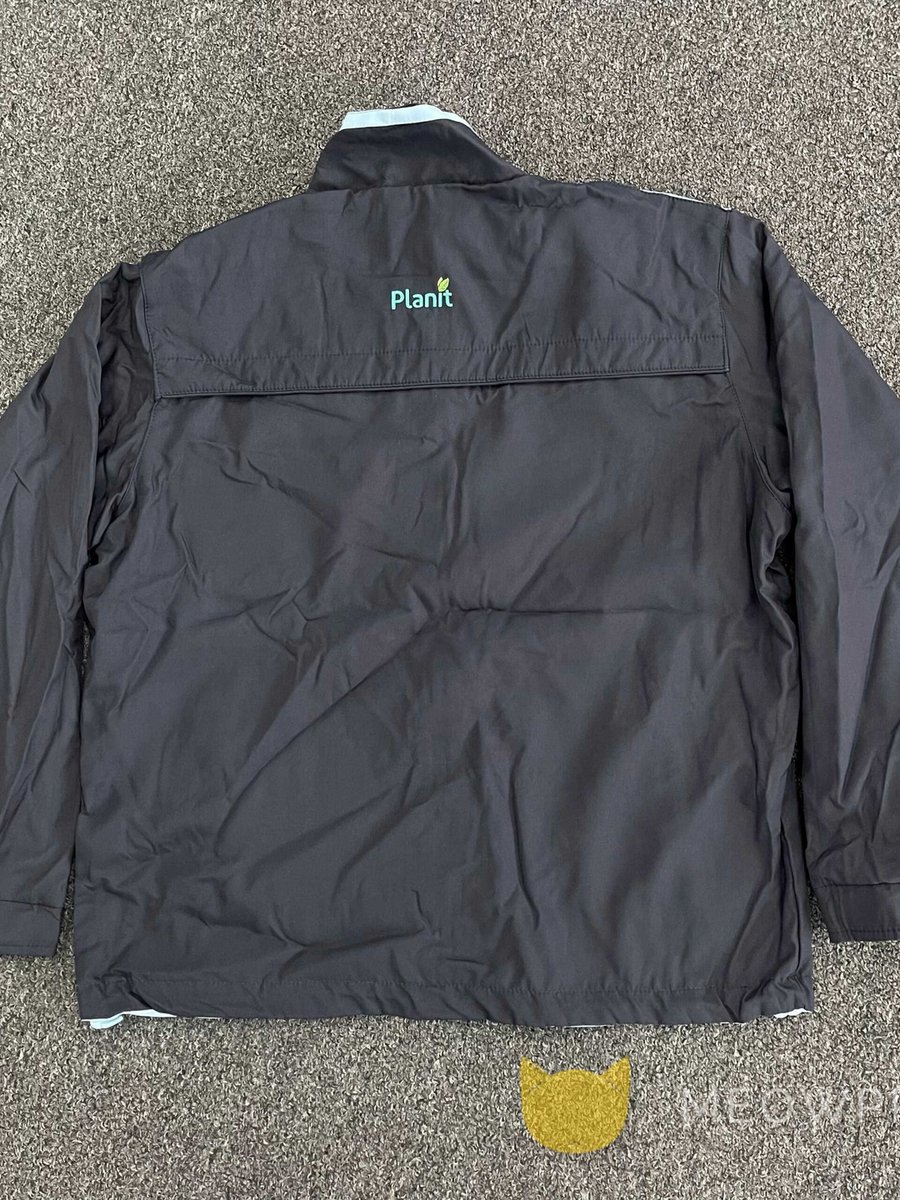 Meowprintsg's tweet photo. Embroidered reversible windbreakers for Danisco Singapore - WR03 full-zip, chest logo. Workwear built for manufacturing environments and client-facing settings.

See more: https://t.co/7KhCOIKdX1 https://t.co/qXROvr7LOu