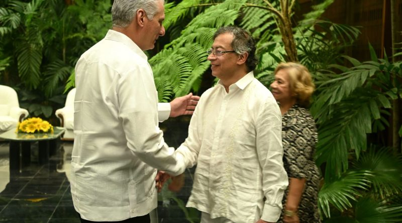 5deseptiembrecu's tweet photo. #DeCuba 🇨🇺 || Presidente @DiazCanelB recibió a su homólogo de #Colombia https://t.co/OsJ7aWITmp https://t.co/ohIv9F5ROY