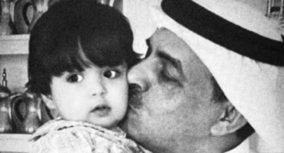 3o55mu's tweet photo. ياصغيّر لاتضيعني بنظرات البرائه,
وانت ماتعرف مدى تاثير نظراتك بحالي.

- ضيدان بن قضعان https://t.co/7THc1tYcRm