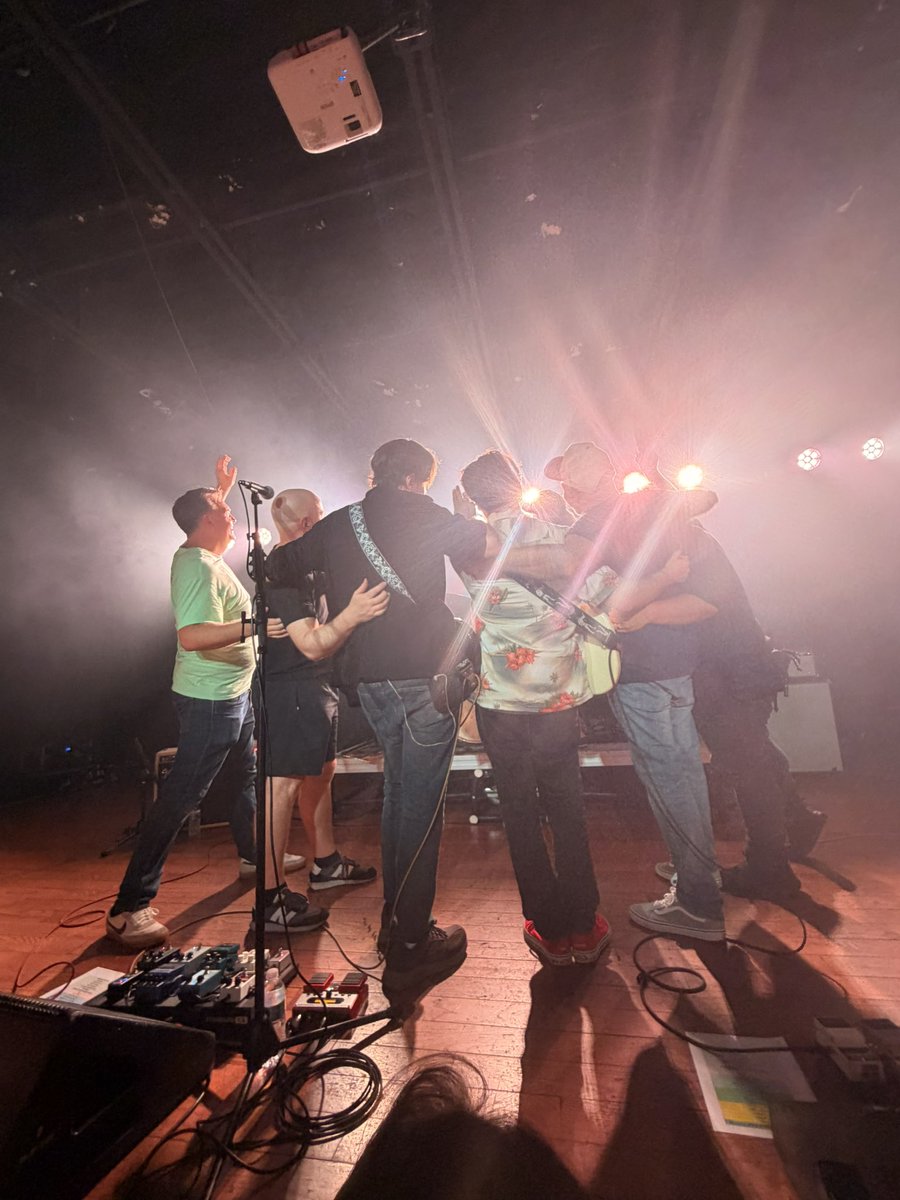 LegendofLinka tweet picture