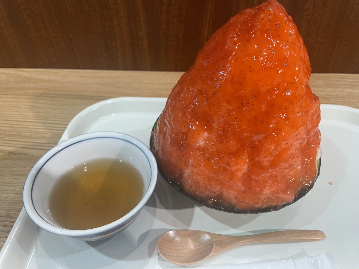 aaaa03160's tweet photo. 大阪のかき氷イベ行ってきた！！ https://t.co/OxPnpfHGsb