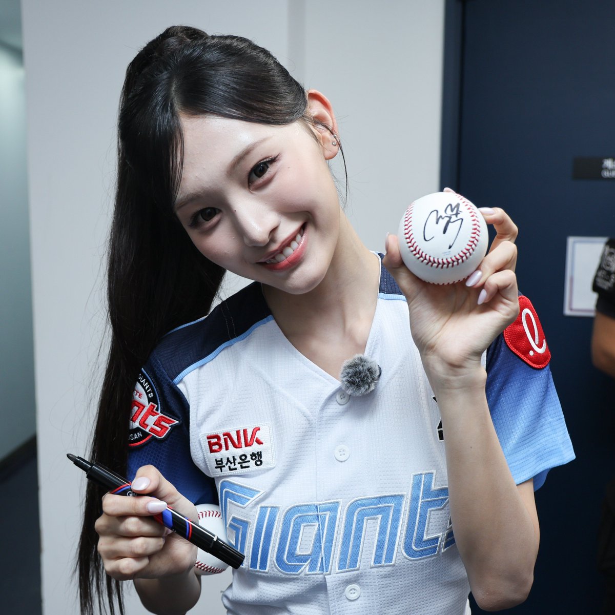 luvscene326's tweet photo. 260731 스포픽 인스타 #미나미 #리센느 https://t.co/GkzBwvIPFY