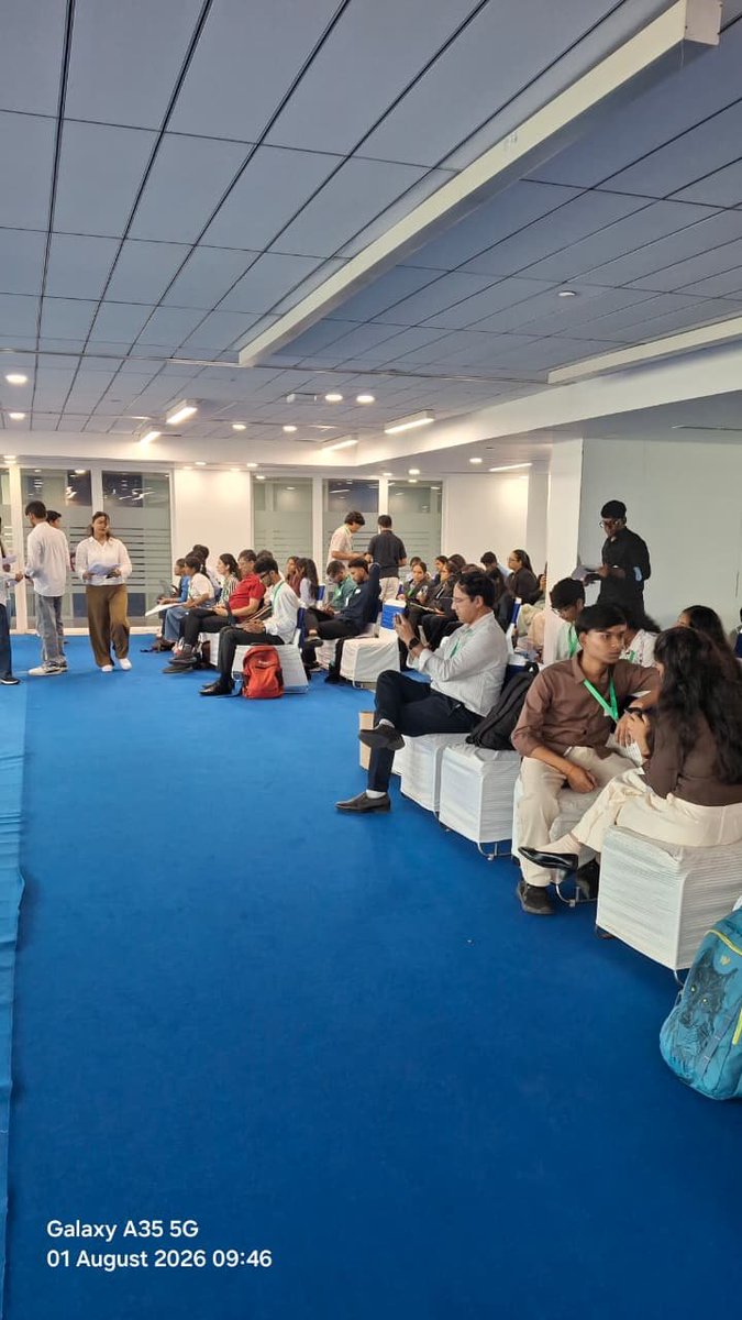 ncdpd_official's tweet photo. Innovation meets tradition at the Grand Finale of the Handloom Hackathon! 🧵✨

Young innovators showcase tech-driven solutions to strengthen India's handloom sector on the occasion of the 12th National Handloom Day.

#HandloomHackathon #NationalHandloomDay #MinistryOfTextiles https://t.co/tpdsYvWOLs