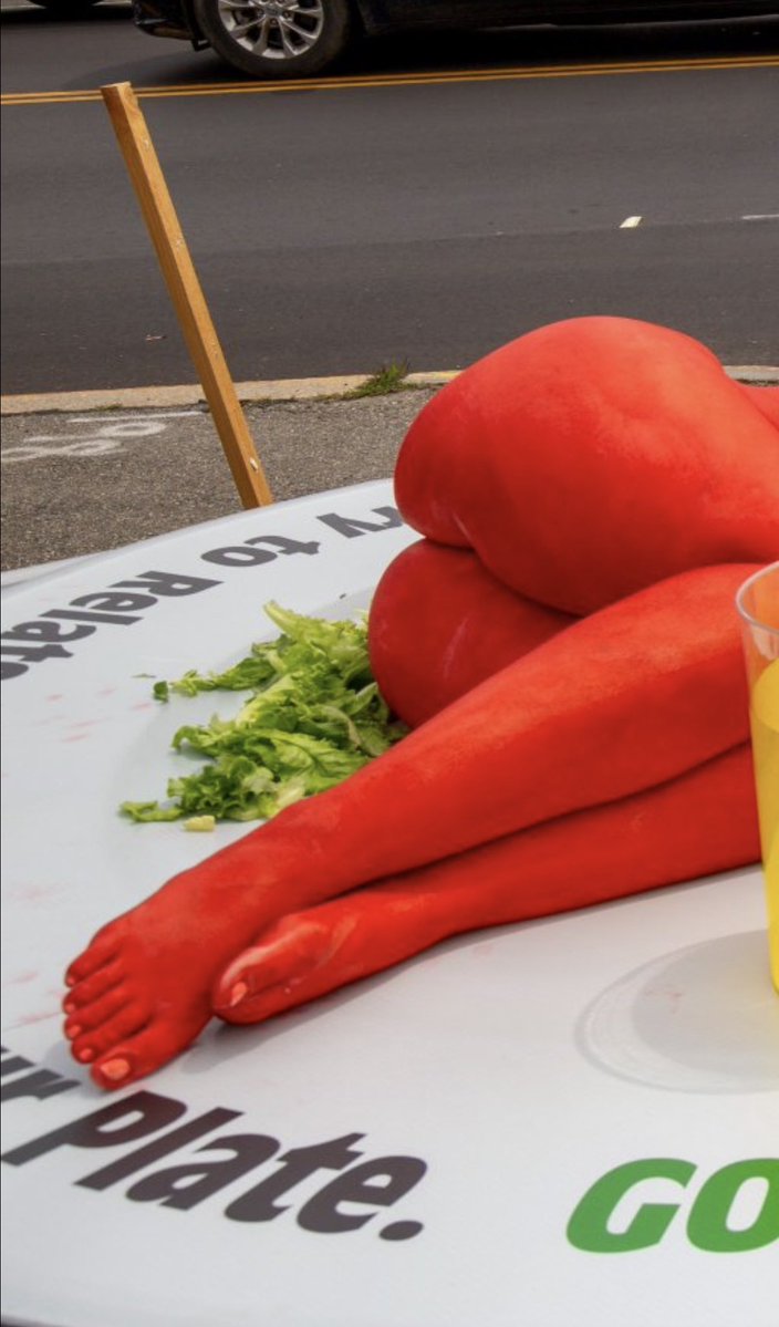 GameRealist_'s tweet photo. Yeah…This woman isn’t a vegan.
PETA has been infiltrated. https://t.co/QrFcL5W2ou