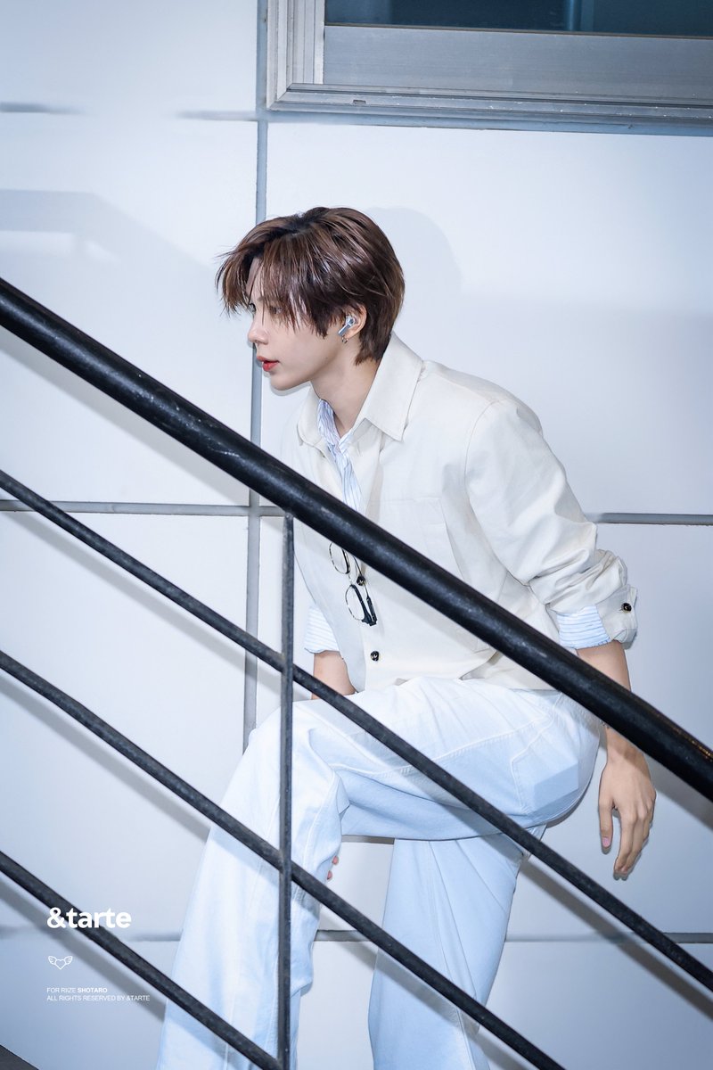 taroxtarte's tweet photo. 260801 유이크 출근

#SHOTARO #쇼타로 #将太郎 #ショウタロウ
#RIIZE #라이즈 https://t.co/82PrRBokBO
