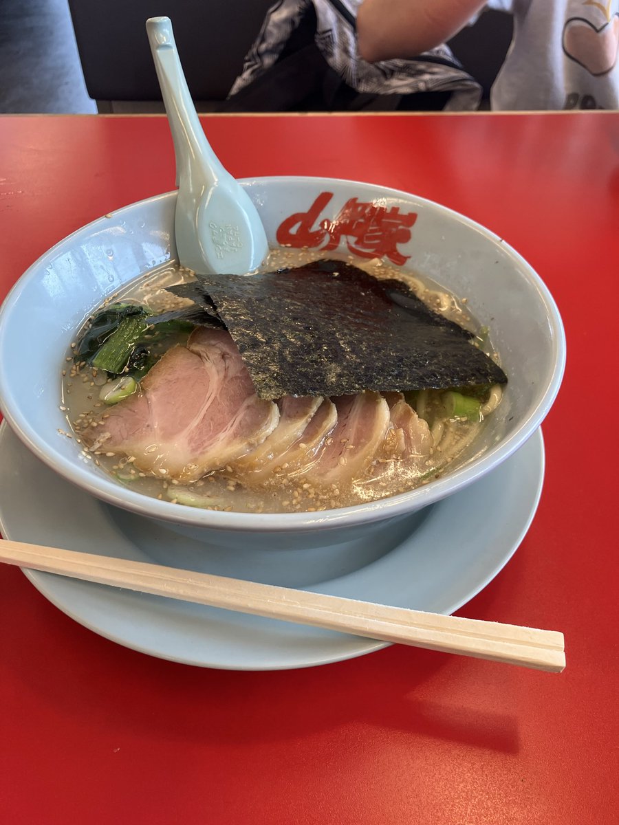 tachisub's tweet photo. くさうま https://t.co/FpmlFyAXSu