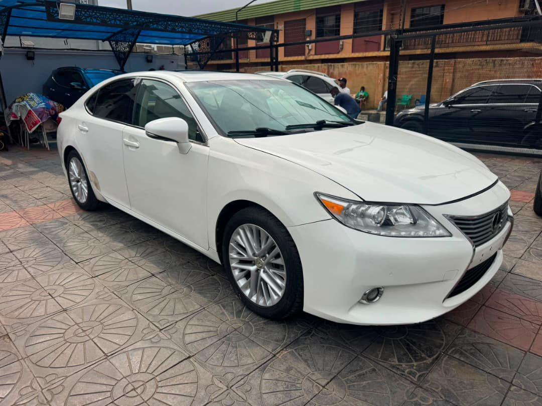 Lean_Autos's tweet photo. REGISTERED
2013 ES350

First body paint
Toks Standard
2024 Entry
Blindspot Monitor
Park Assist
Rear view Shades
Crispy clean interior &amp; exterior

🏷️ N15.5 Million 
📍 Lagos

☎️  https://t.co/tJnLCTXYsu https://t.co/RdZf6q3511