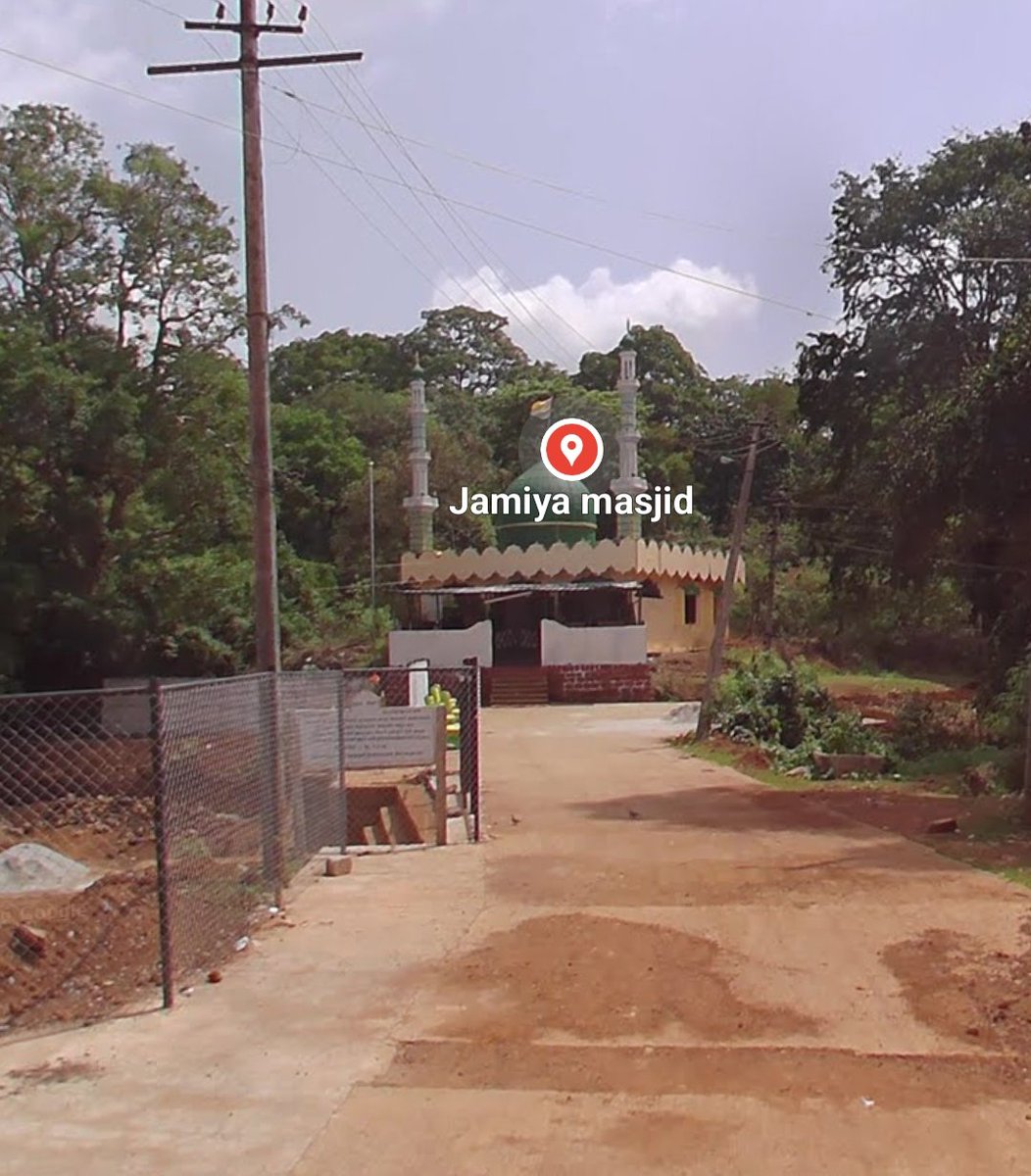 Unknownmen007's tweet photo. How did this come to this place?
Ulavi has been an ancient Hindu kshetra since the 12th century.
Why is there no opposition to this?*
This is sacred Hindu land.
#Ulavi #Karnataka https://t.co/WVwFgI3ZeJ