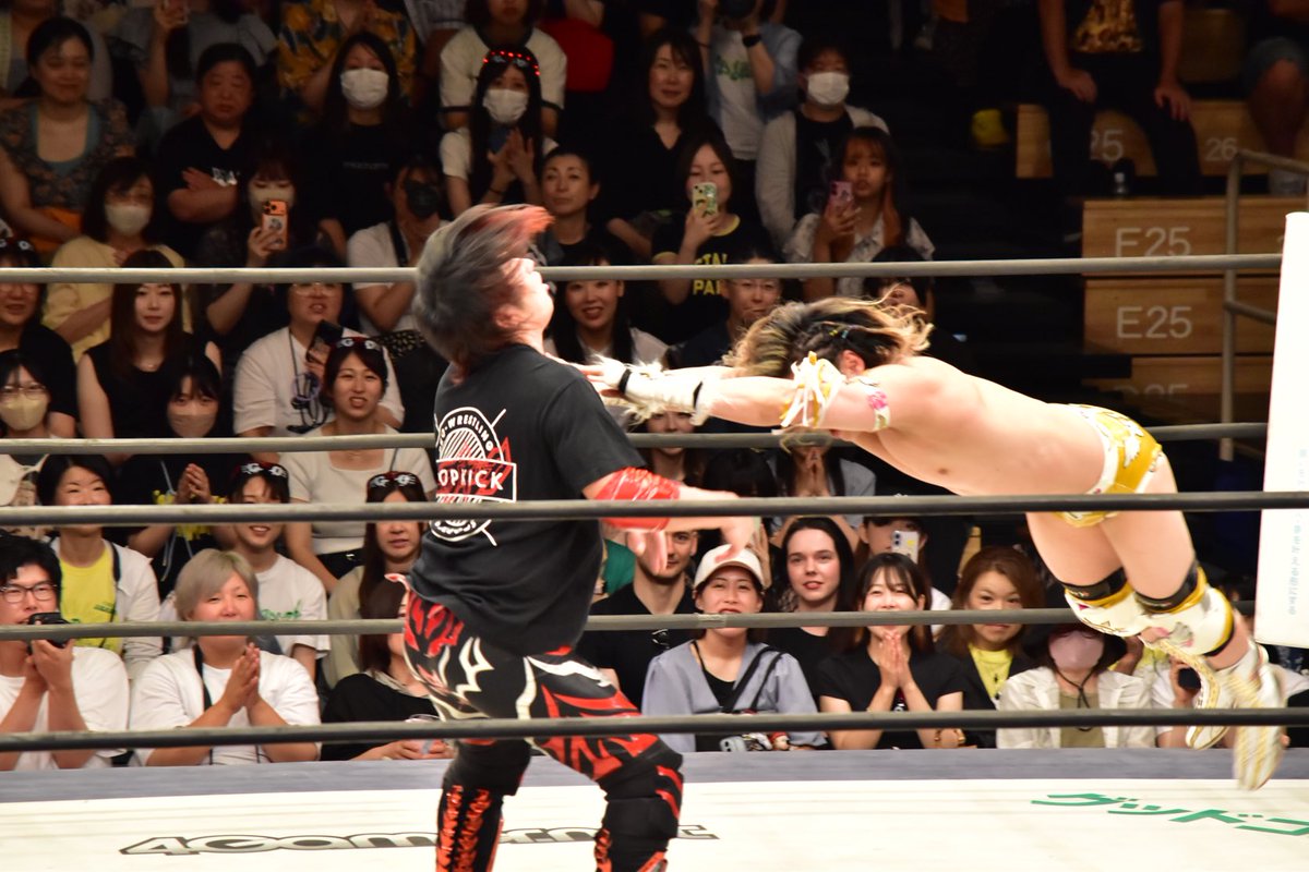 nekomataCatS's tweet photo. 7月26日
後楽園
ただ、押すだけー!!!
#平田一喜
#高尾蒼馬
#To_y
#ddtpro https://t.co/QfcXUFHj5Q