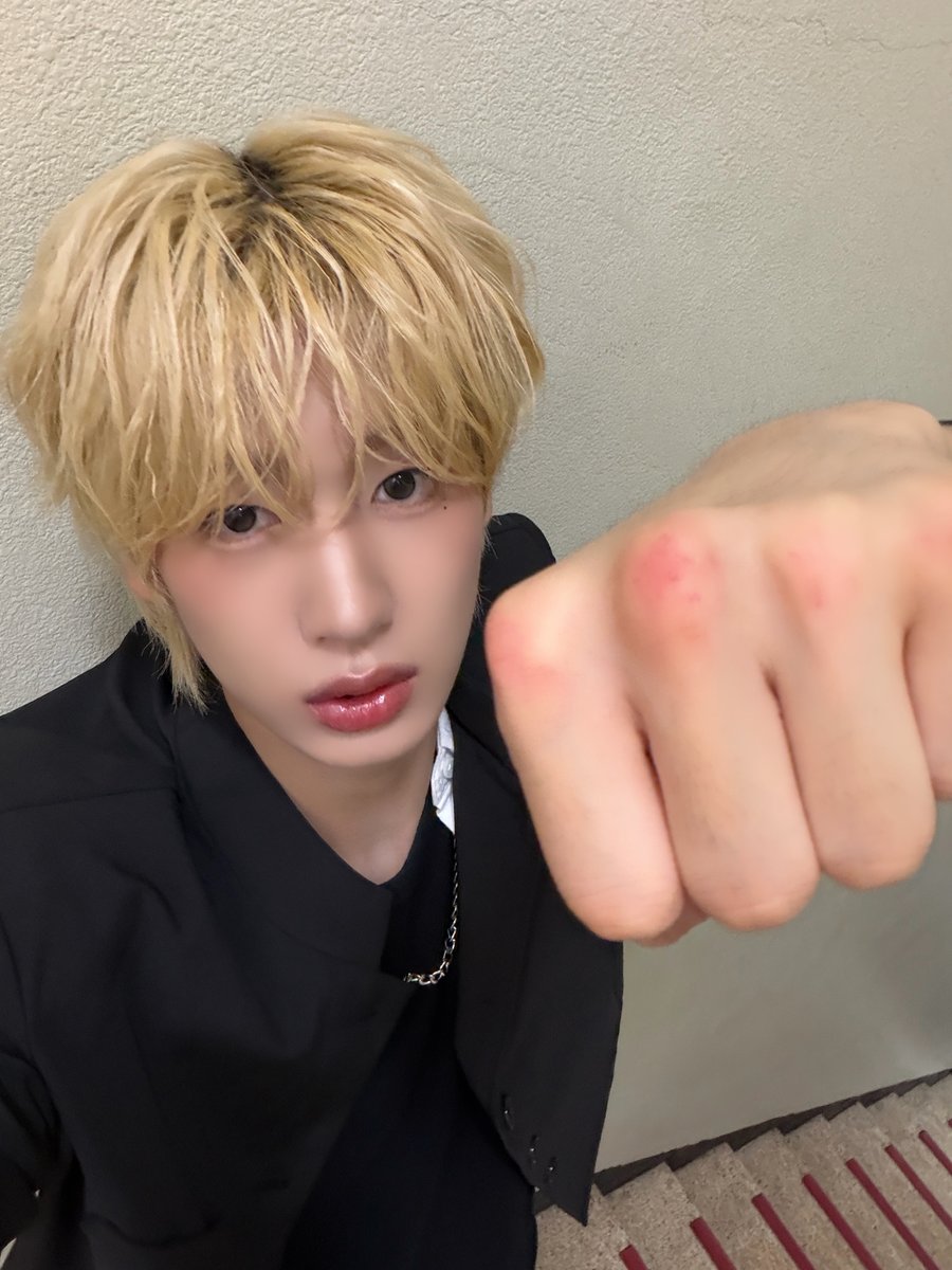 idntt_cosmo's tweet photo. 내가 졌어

#idntt #아이덴티티
#yesweare #이규혁 #leekyuhyuk https://t.co/I7RenHsL3A