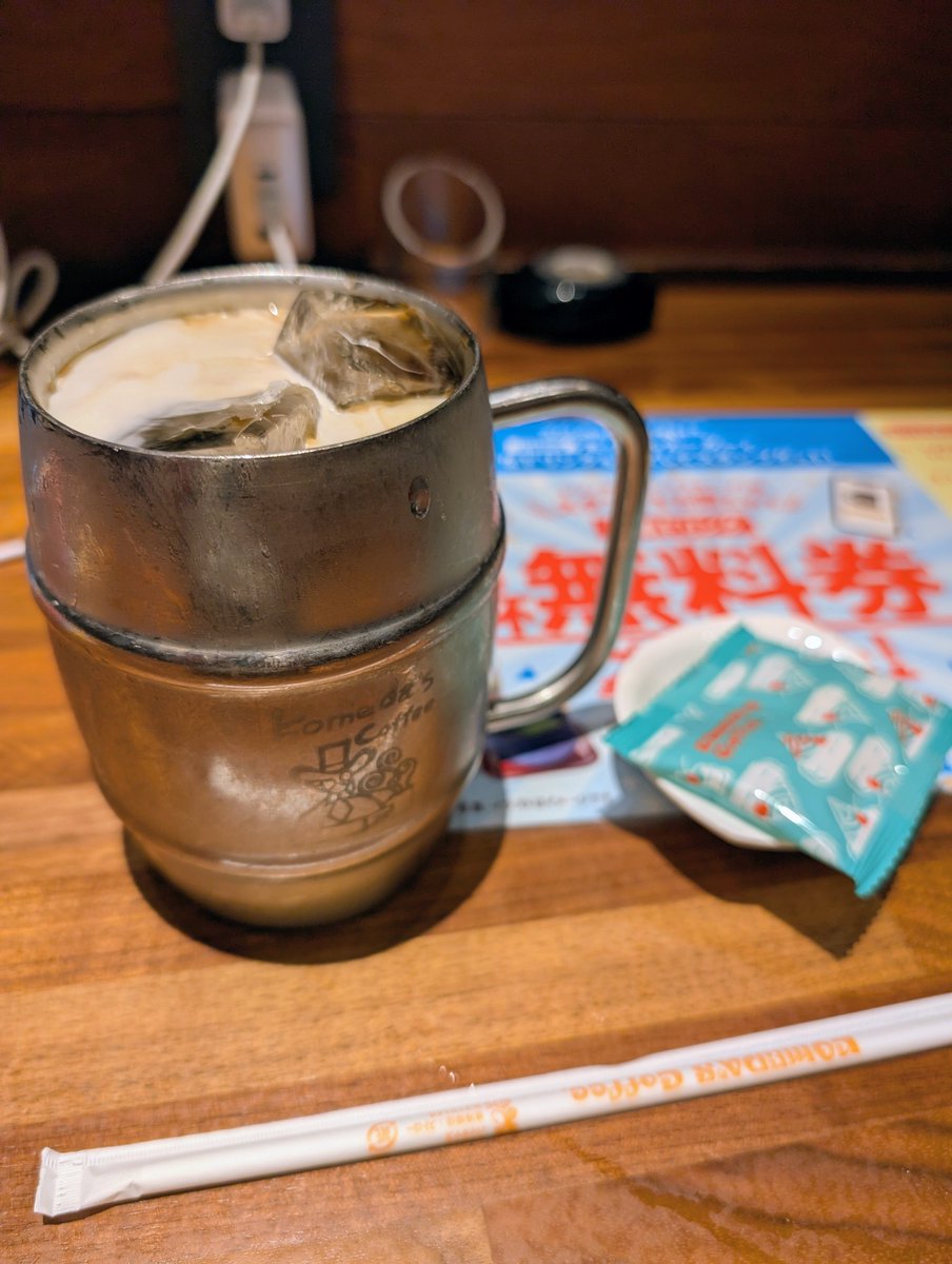 three_eight's tweet photo. At Komeda's Coffee. https://t.co/QKEG4r7Rlx