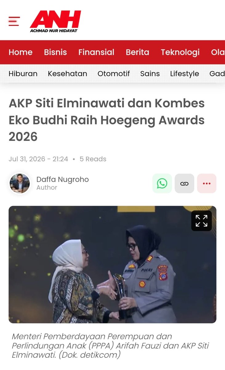 ofiyy45's tweet photo. komitmen untuk menjaga nilai kejujuran, keberanian, dan kepedulian. Hoegeng Awards 2026 menjadi apresiasi bagi mereka yang menjadikan Kehormatan Menjaga Kepercayaan #HoegengAwards2026 https://t.co/INdntyfLaE