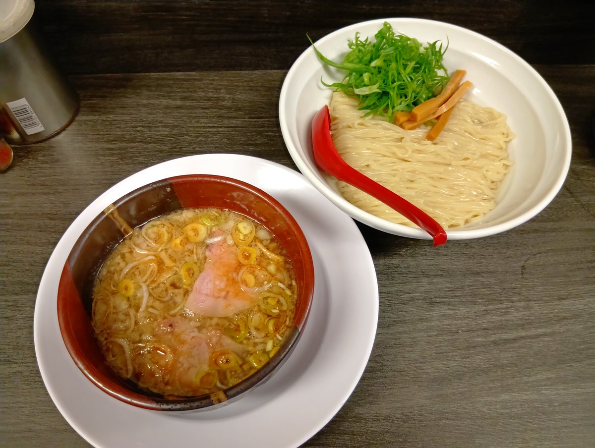 shuu_cat_train's tweet photo. 麦の面
徳島県板野郡藍住町矢上
昆布啜つけそば 醤油味 並盛
#つけ麺
#ラーメン https://t.co/dnOb6SeJ9b