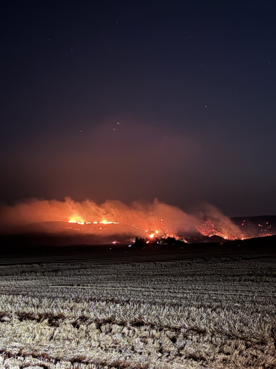 DaytonRobison's tweet photo. The Big Rock Fire in the Heise/Kelly Canyon area…not good. #IDFires https://t.co/VGXtPvMHKd