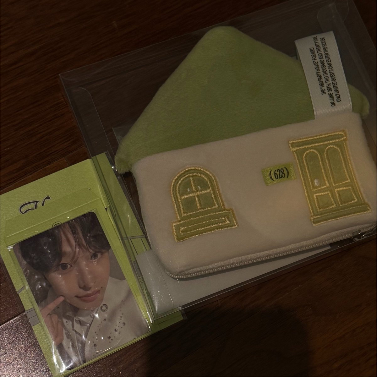 vksoeja00's tweet photo. 2025 리쿠 생일 md 미개봉 양도 판매

슴스 생일 엠디 미개봉 파우치 포카세트 일괄 5.0

반택 끼택 가능 
https://t.co/E9tr7jQ8Ap

엔시티 위시 스쿨오브위시 팝니다 md nct wish 시온 리쿠 유우시 재희 료 사쿠야 sion riku yushi jaehee ryo sakuya https://t.co/KA6RtBVdAW