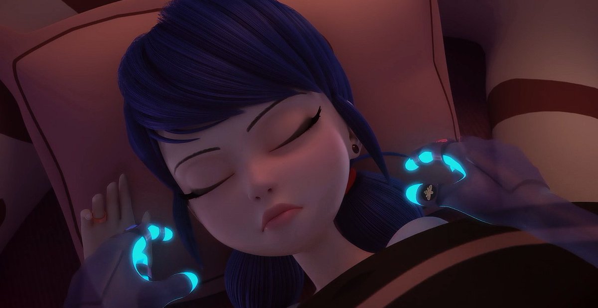 TsabutashviliA's tweet photo. #MLBS6SPOILERS I REALLY LOVE HOW MARI WEARS DECOY EARRINGS IN HER SLEEP AND HAVE REAL ONES HIDDEN!!! SHE REALLY LEARNT FROM LONDON SPECIAL! https://t.co/qRucVaRmNn