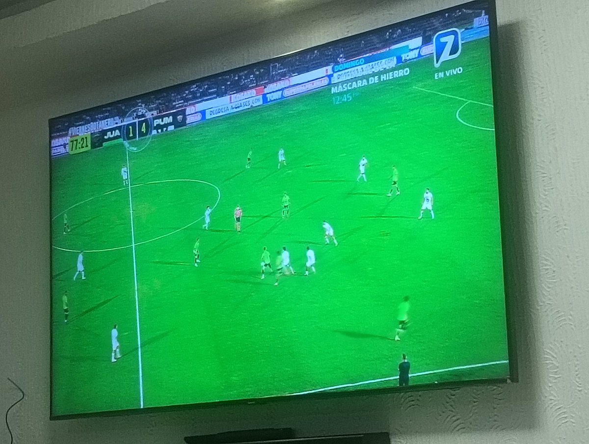 OMARXIMUS's tweet photo. Vamos @PumasMX  #ViernesBotanero Juntos Por LaOctava @AztecaSiete https://t.co/WhsPraIEZN