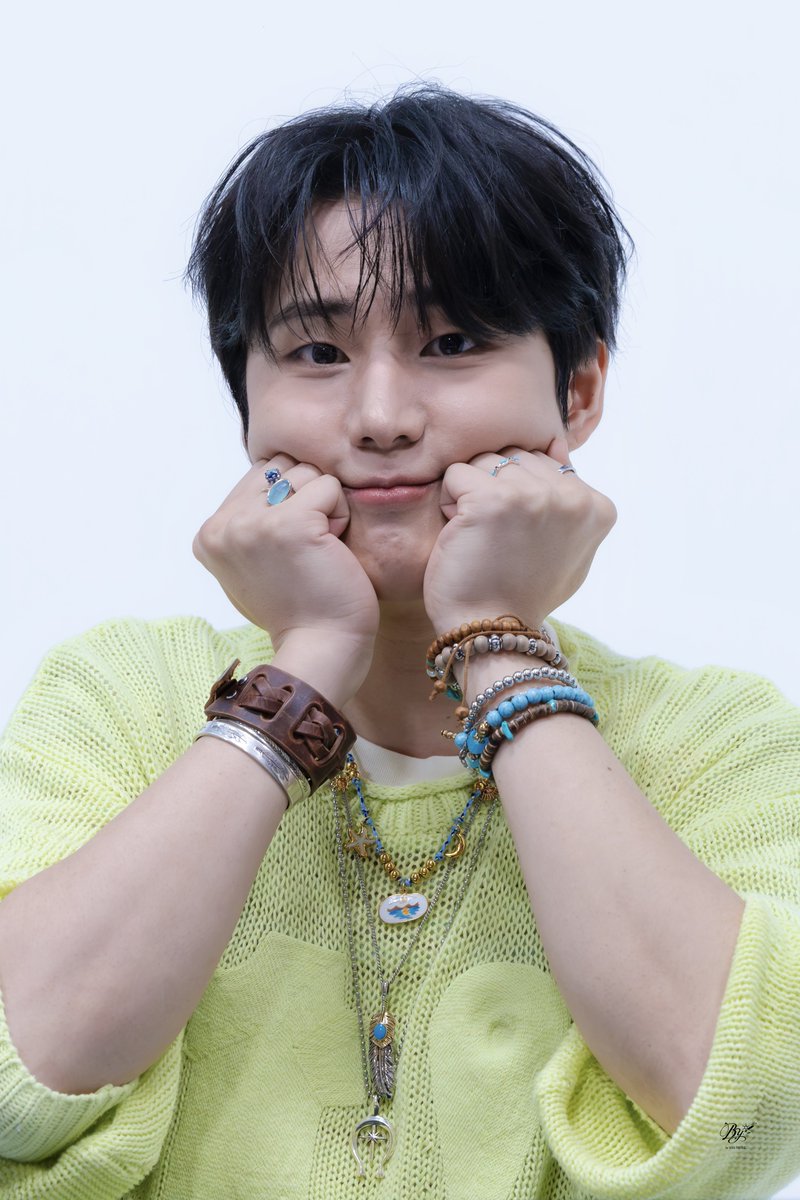by__everything's tweet photo. 260730 예사팬싸
#YoungK #영케이

볼찌빵 . . ㅠ ㅠ 💕💕 https://t.co/xMRwwNzRlN