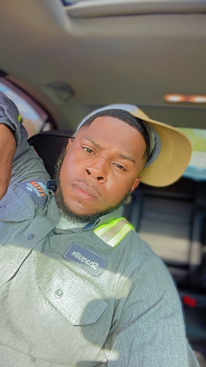 BigHomieTaye's tweet photo. 😁 https://t.co/1JqDEK9AtG