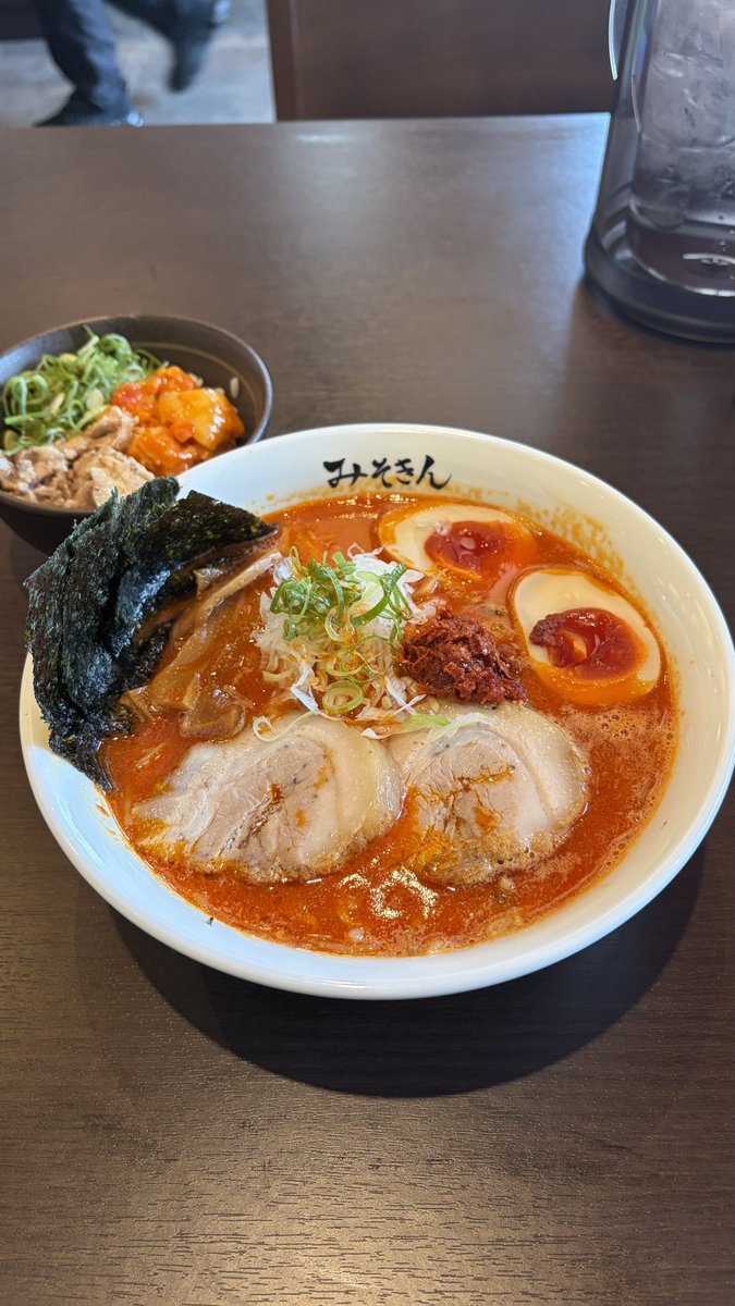 clrovvsy's tweet photo. 生まれてきてよかった
#ヒカキン #みそきん #緊張しすぎて味分からん https://t.co/E7HS3K1GQf