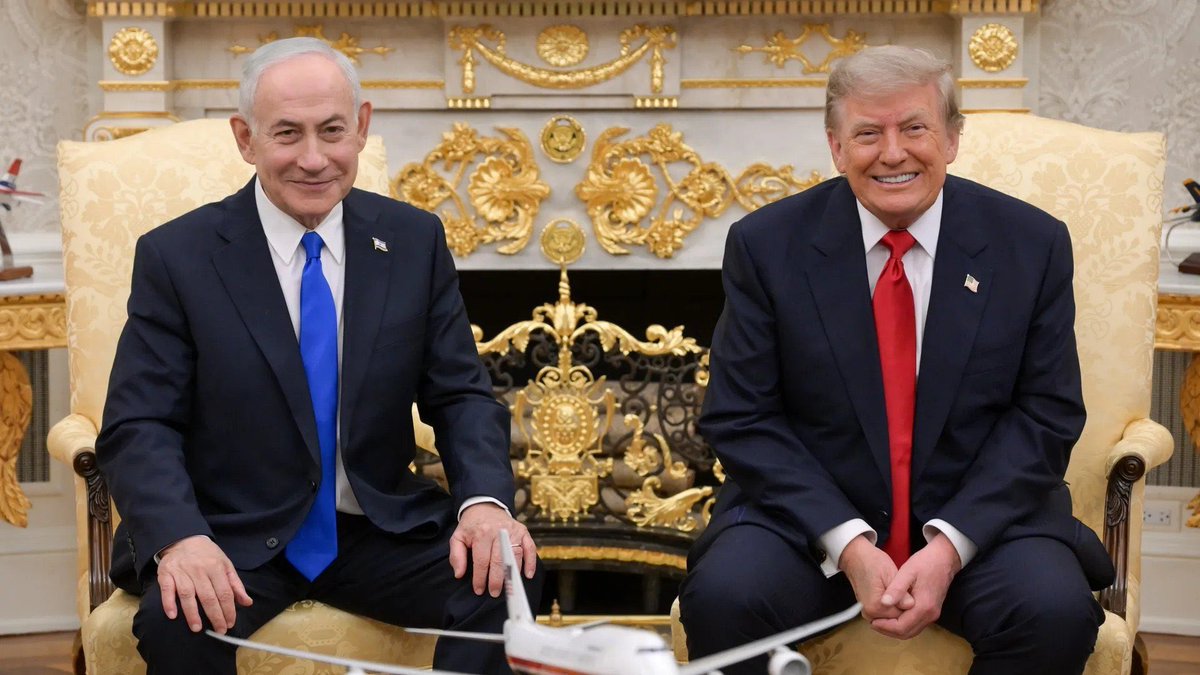 Iran_Army_Stan's tweet photo. ⚡️BREAKING: The U.S. and Israel are preparing a Major Joint bombing Campaign against Iran’s Energy Infrastructure

Strikes could begin this Weekend https://t.co/yrKxpG0lF8