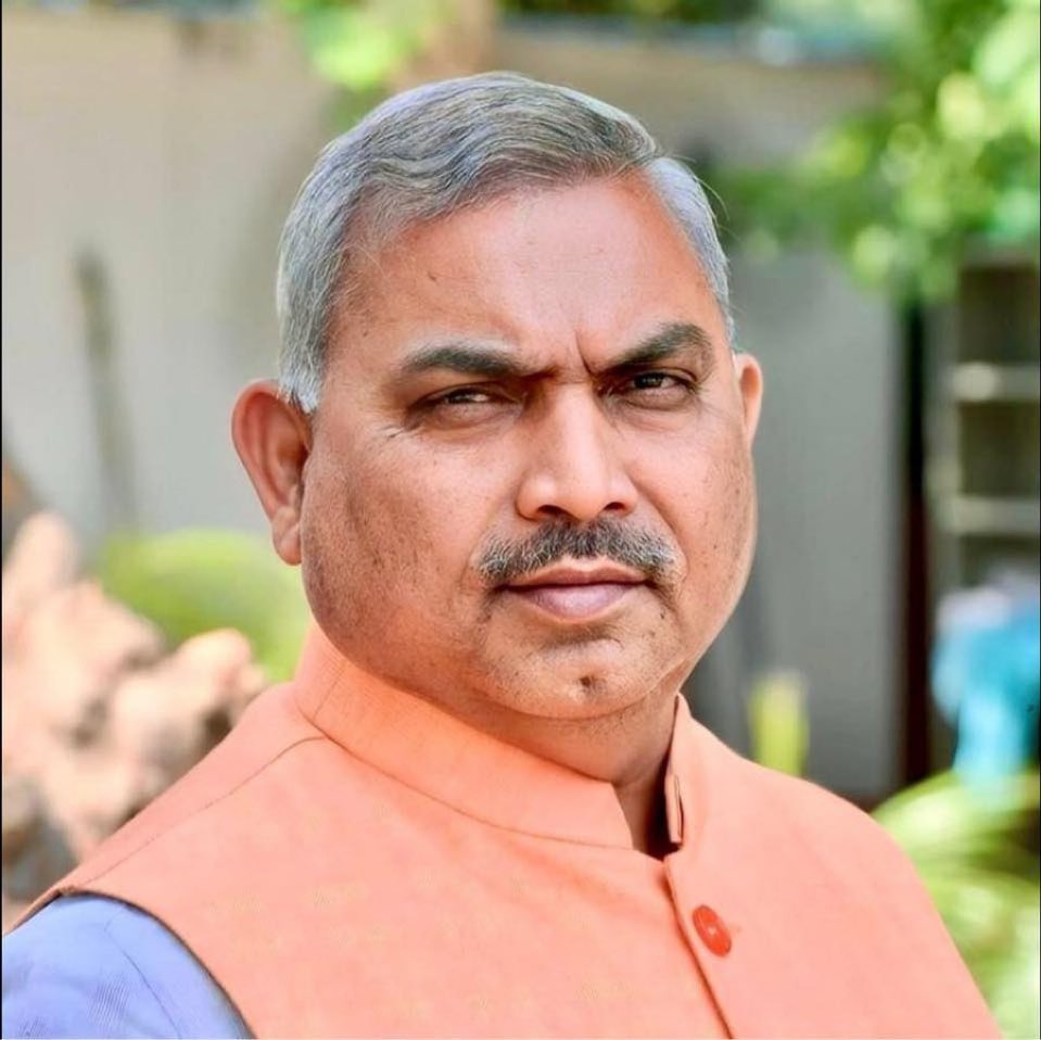sanwalaramm's tweet photo. भारतीय जनता पार्टी के राष्ट्रीय सह संगठन महामंत्री श्री शिवप्रकाश जी भाईसाहब को जन्मदिवस की हार्दिक बधाई एवं शुभकामनाएं। ईश्वर से आपके उत्तम स्वास्थ्य एवं दीर्घायु जीवन की मंगल कामना करता हूं।
@shivprakashbjp https://t.co/FMOaXpD4iG