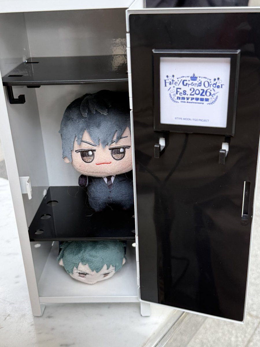 akikiki0927's tweet photo. ロッカーでかいwwwwwww
はじめちゃん入れてみました
（３つ買ったバカ） https://t.co/rlbuJnsvbi